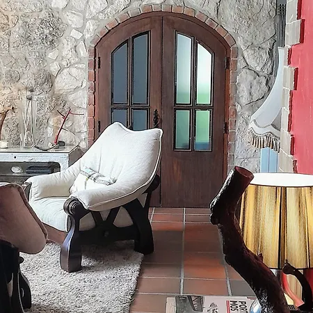 Refugio Artes Bed & Breakfast