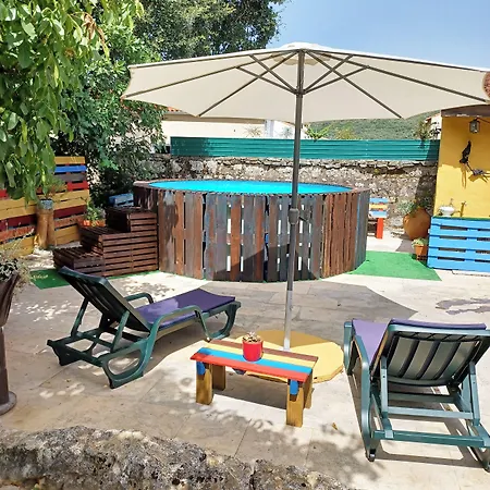 Refugio Artes Bed & Breakfast Porto de Mós